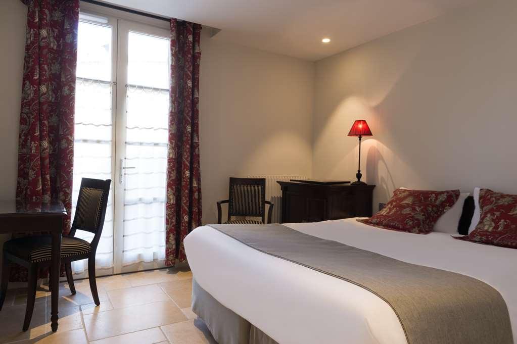 Ogaux Vieux Remparts Hotel Provins Szoba fotó