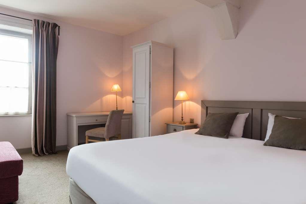 Ogaux Vieux Remparts Hotel Provins Szoba fotó