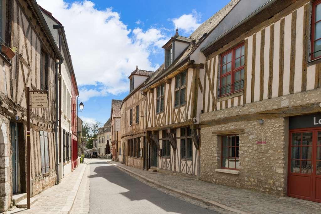 Ogaux Vieux Remparts Hotel Provins Kültér fotó