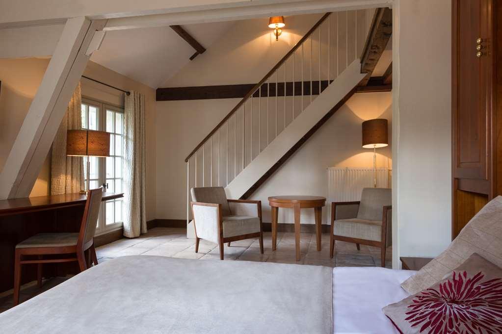 Ogaux Vieux Remparts Hotel Provins Szoba fotó